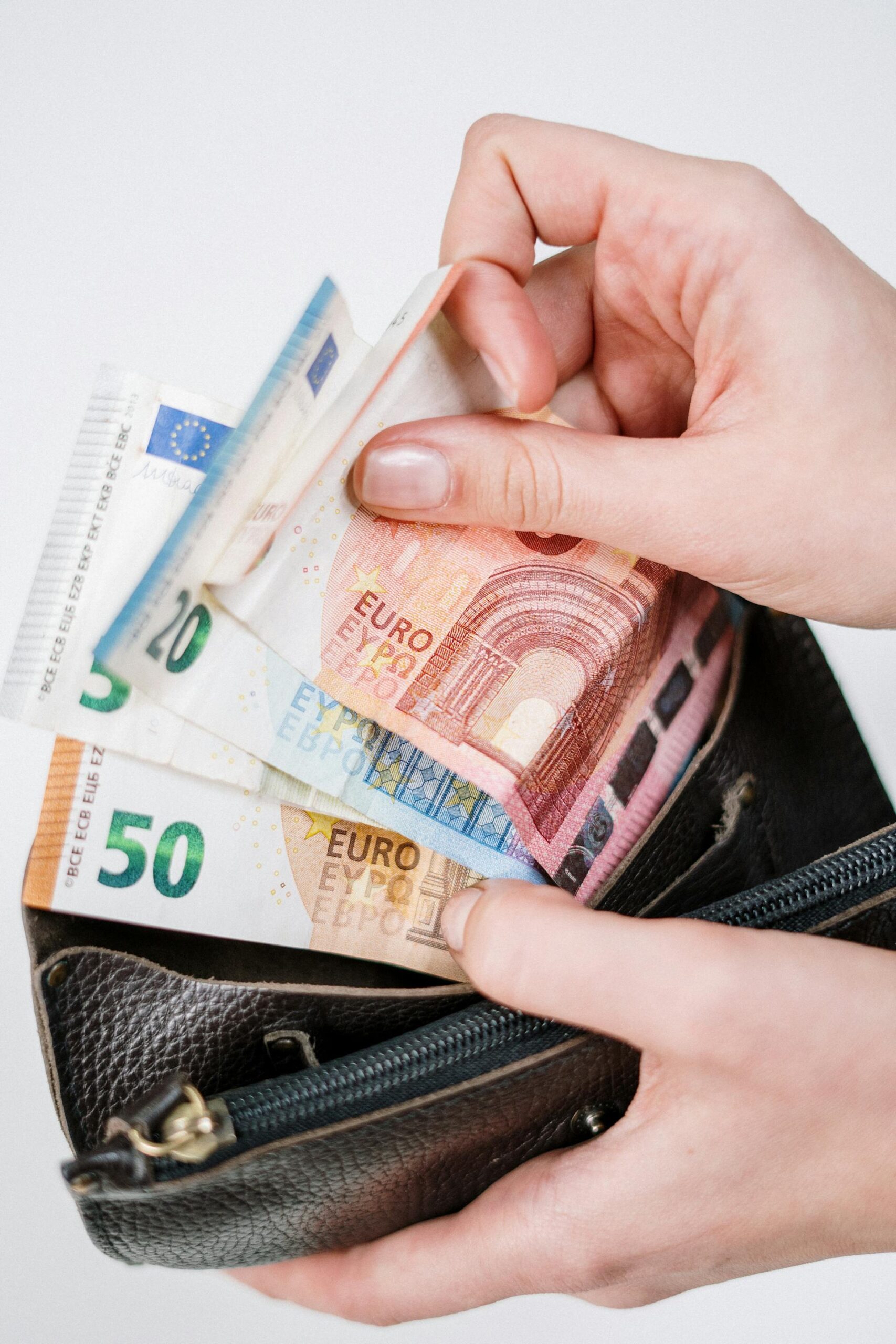 Der neue Jahreslohnzettel 2026 (L16) in Österreich: Was Arbeitgeber jetzt zusätzlich melden müssen